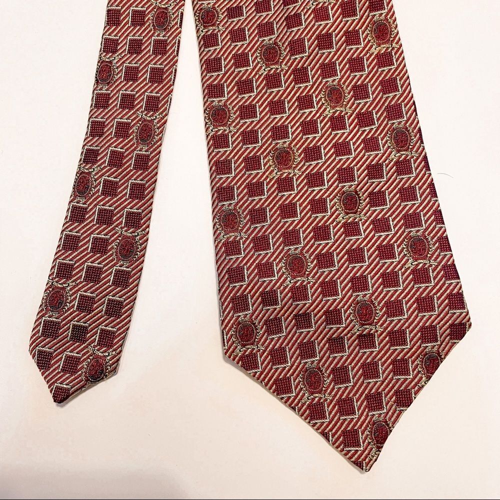 Tommy Hilfiger Red Men’s 100% Silk Neck Tie - Picture 5 of 5